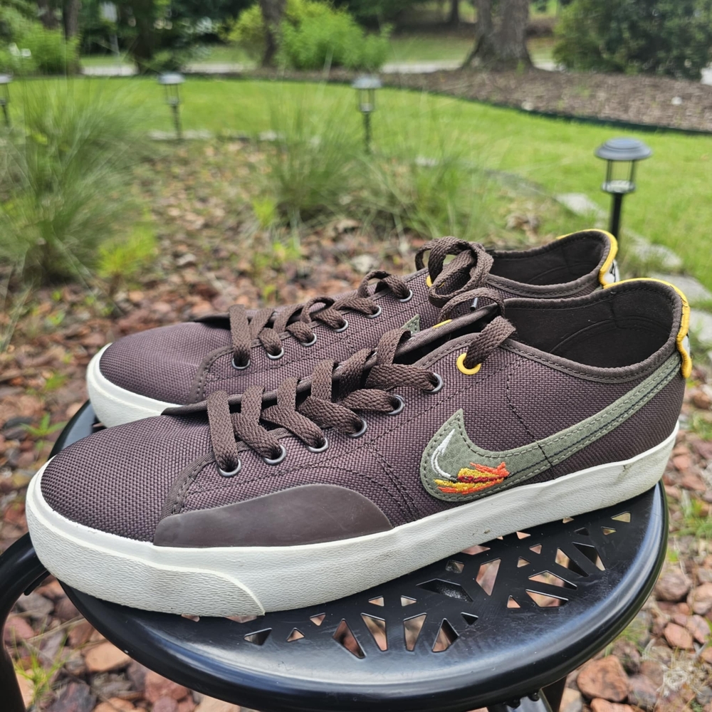 Nike Brown Canvas Sneakers